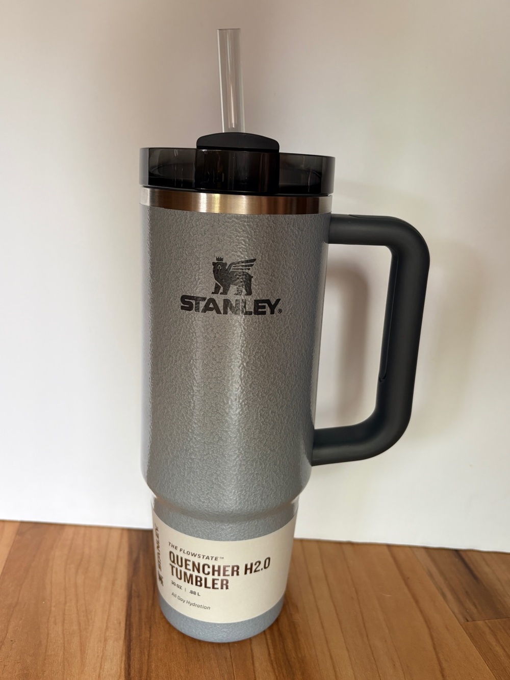 Stanley Quencher H2.0 Tumbler in a Hammertone Gray Finish 30 oz